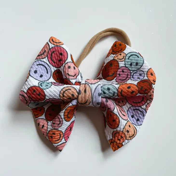 Smiley Bow